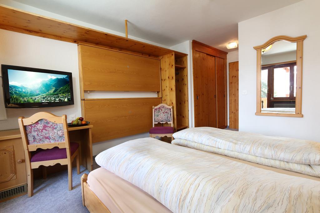 Hotel Alphubel Зас-Фе Екстер'єр фото