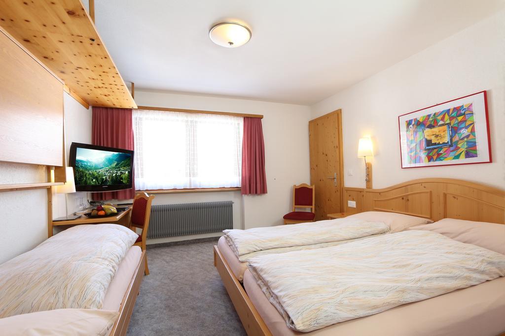 Hotel Alphubel Зас-Фе Екстер'єр фото