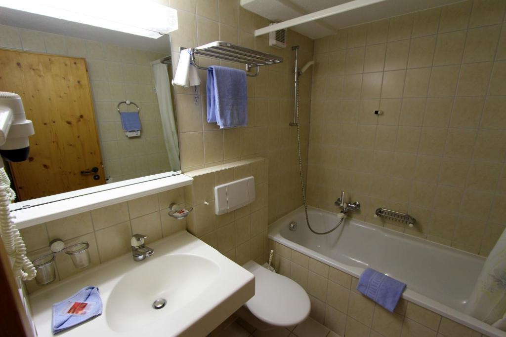 Hotel Alphubel Зас-Фе Номер фото